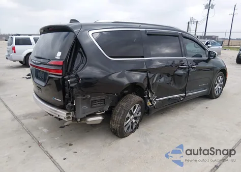 2022 Chrysler Pacifica Hybrid Pinnacle z USA, uszkodzony, nr VIN 2C4RC1N78NR224723